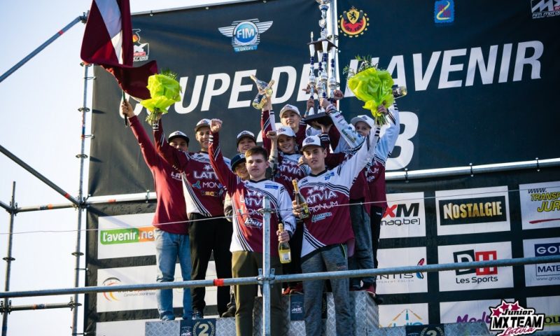 Латвийская сборная по мотокроссу, получившая поддержку от MONUM, одержала победу в юниорском Кубке наций