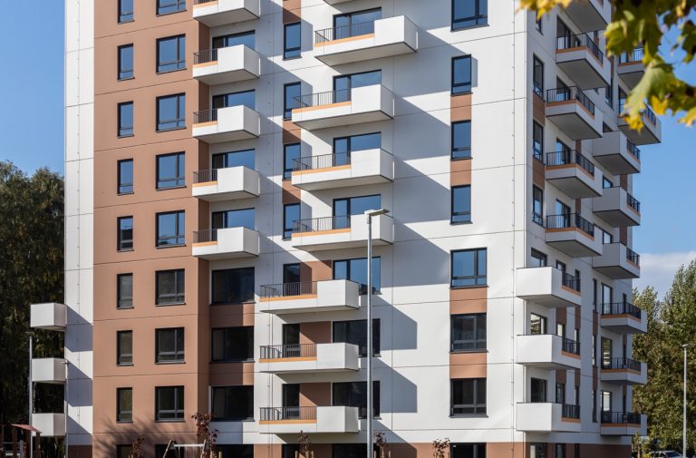 Construction of multi-apartment houses in Riga