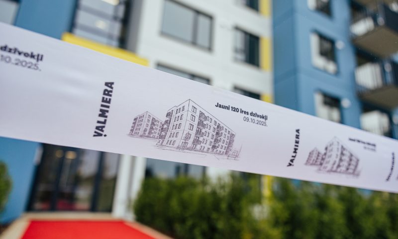 In Valmiera, state-supported low-rent multi-apartment residential buildings have been officially opened In Valmiera, state-supported low-rent multi-apartment residential buildings have been officially opened