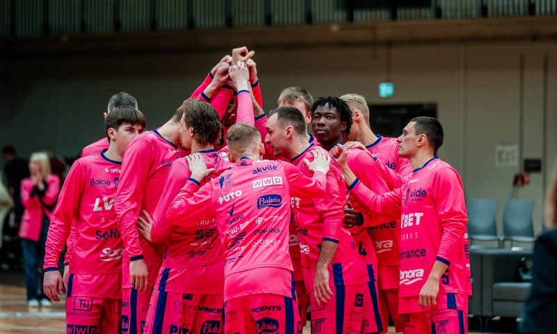 MONUM поддерживает баскетбольную команду Rīgas Zeļļi